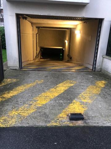 Logement Entier 2 Pieces Parking 5'Metro Saint-Denis-en-Margeride Exterior foto