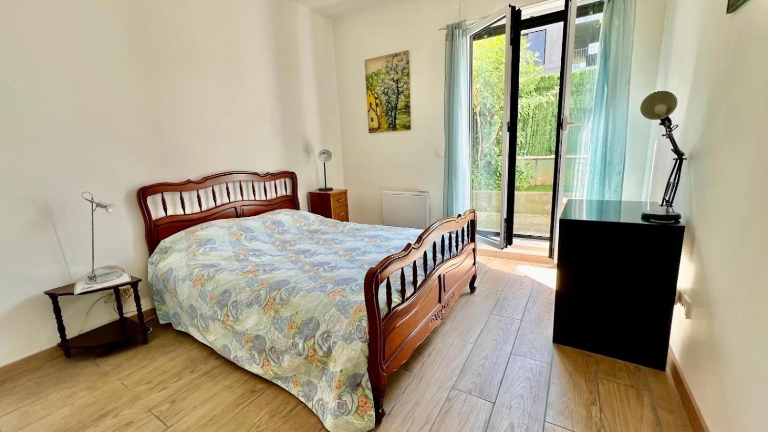 Logement Entier 2 Pieces Parking 5'Metro Saint-Denis-en-Margeride Exterior foto